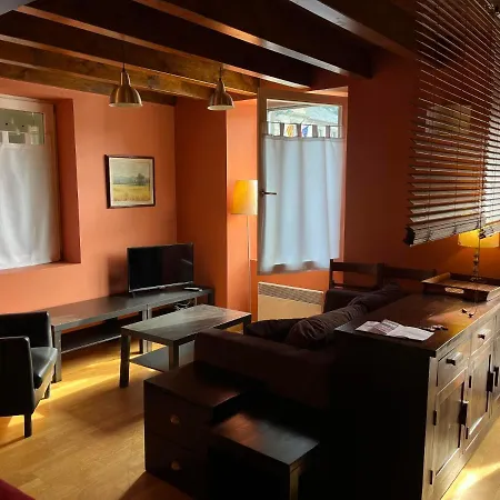 Casa De Poble Acollidora,amb Llar De Foc, Holiday home