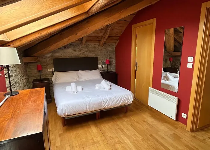 Nyaraló Casa De Poble Acollidora,amb Llar De Foc, Bourg-Madame